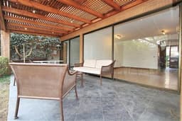 Casa en venta en Lo Barnechea — foto 1 de 13